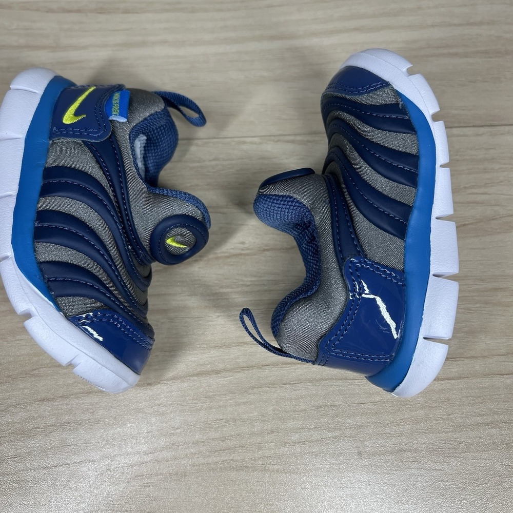 Nike Dynamo Free Navy Gray Toddler Kid Child Crib Shoe Size 5C 343938-030 - Picture 3 of 8
